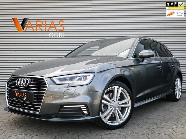 Gebruikt 2016 Audi e-tron SUV | € 17.950 - Afbeelding 1/4