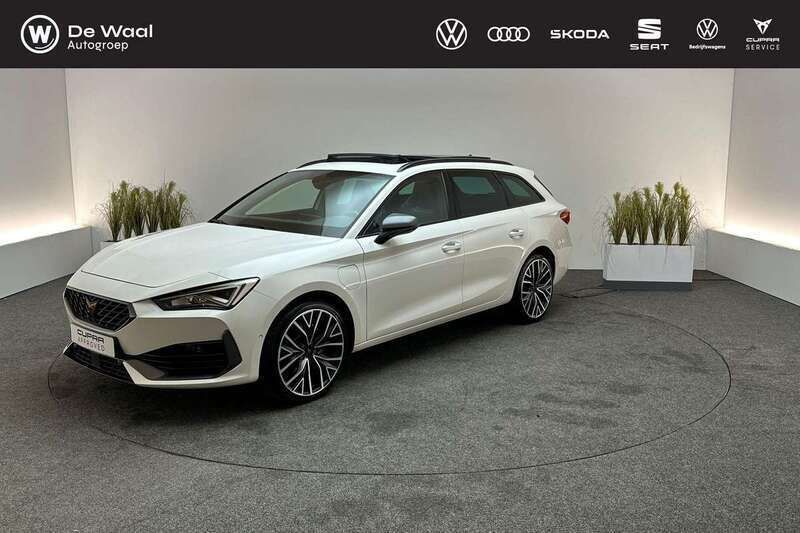 Wit Gebruikt 2021 Cupra Leon VZ Stationwagen | € 28.800 (Iets duurder) - Afbeelding 1/3
