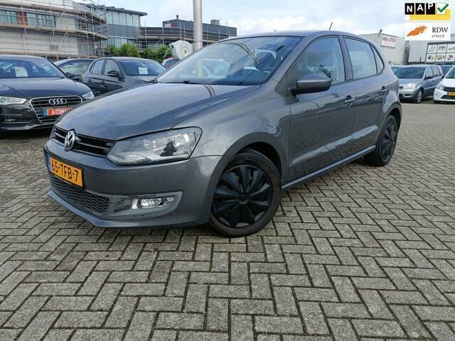 Grijs Gebruikt 2012 VW Polo Comfortline Hatchback | € 5.950 (Eerlijke prijs) - Afbeelding 1/4