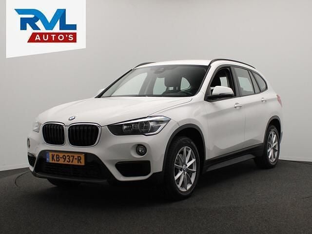 Wit Gebruikt 2016 BMW X1 Executive SUV | € 21.900 (Eerlijke prijs) - Afbeelding 1/4