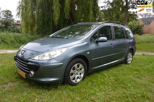 Grijs Gebruikt 2007 Peugeot 307 Premium Stationwagen | € 1.750 (Eerlijke prijs) - Afbeelding 1/4