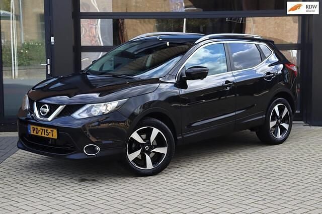 Zwart Gebruikt 2017 Nissan Qashqai N-Connecta SUV | € 11.745 (Eerlijke prijs) - Afbeelding 1/4
