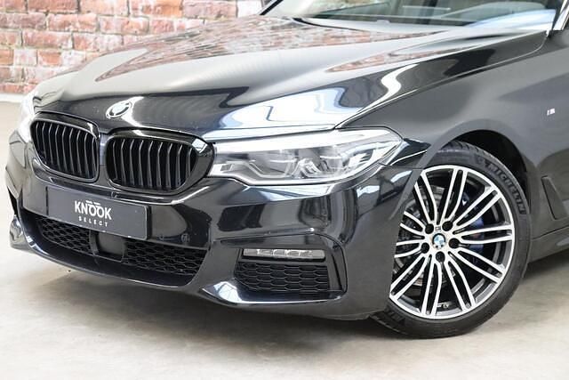 Occasion BMW 530 Executive 252 PK (185 kW) 2018 Zwart (metallic) Stationwagen