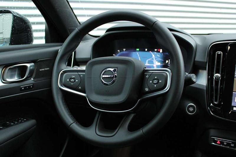 Occasion Volvo XC40 Plus 197 PK (144 kW) 2024 Blauw SUV