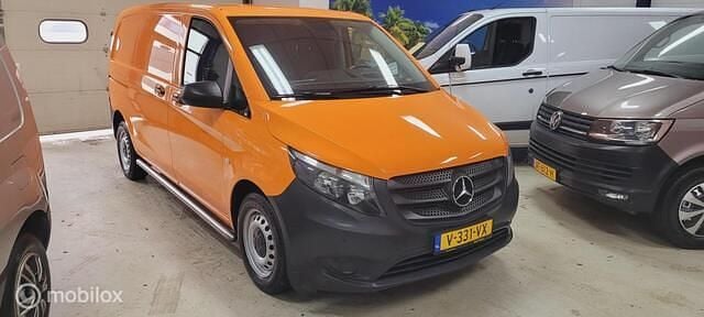 Occasion Mercedes Vito 114 PK (83 kW) 2019 Oranje Van