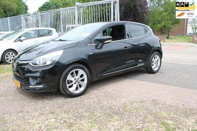 Zwart Gebruikt 2018 Renault Clio IV LIMITED Hatchback | € 8.950 (Eerlijke prijs) - Afbeelding 1/4