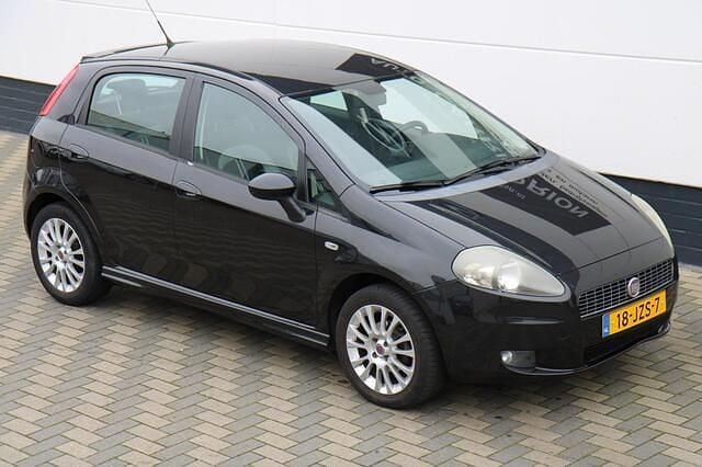 Occasion Fiat Punto Evo Active 65 PK (47 kW) 2009 Zwart Hatchback