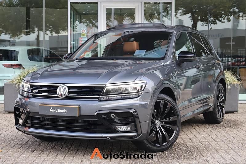 Grijs Gebruikt 2020 VW Tiguan R-line SUV | € 29.400 (Eerlijke prijs) - Afbeelding 1/4