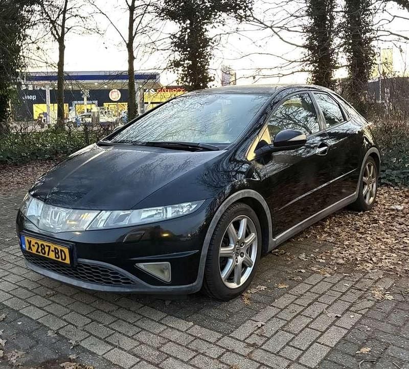 Gebruikt 2007 Honda Civic Executive Sedan | € 3.500 (Eerlijke prijs) - Afbeelding 1/4