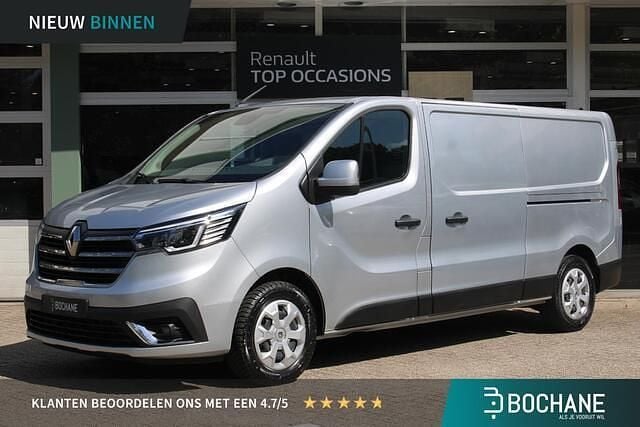 Gris higland (kqa) Gebruikt 2022 Renault Trafic Van | € 18.900 (Goede deal) - Afbeelding 1/4
