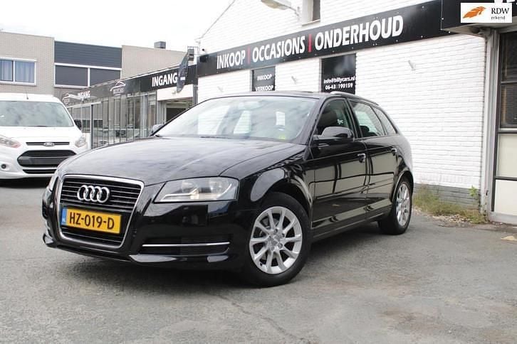 Occasion Audi A3 Attraction 105 PK (77 kW) 2011 Zwart Hatchback
