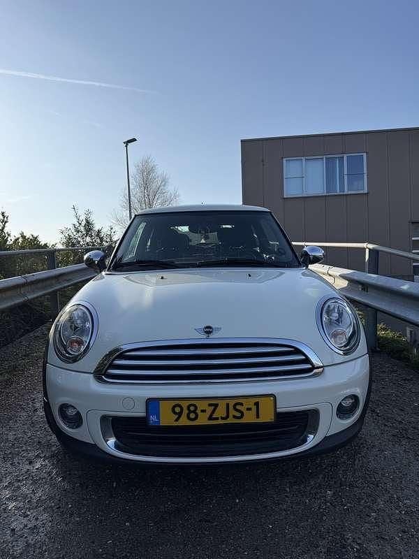Occasion 2012 Mini Cooper Hatchback | € 5.500 (Super prijs) - Afbeelding 1/4