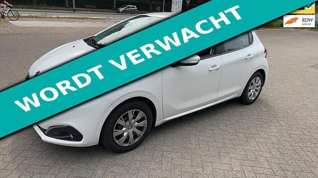 Wit Gebruikt 2017 Peugeot 208 Hatchback | € 6.245 (Eerlijke prijs) - Afbeelding 1/4