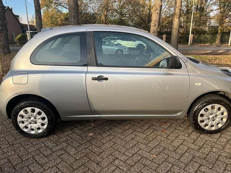 Zilver Gebruikt 2011 Nissan Micra Hatchback | € 1.900 (Super prijs) - Afbeelding 1/4