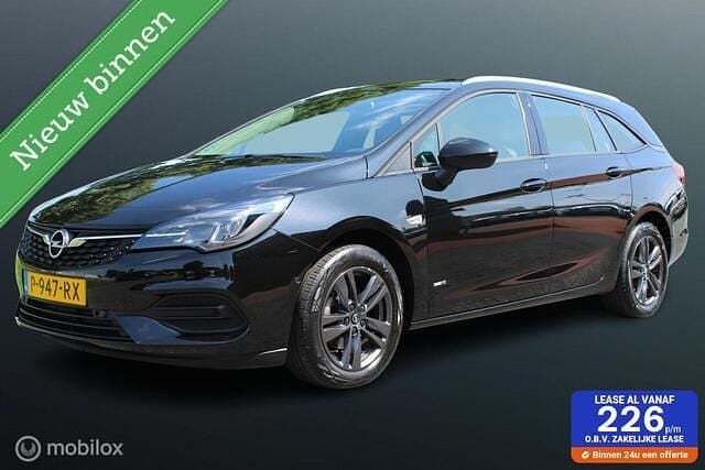 Zwart Gebruikt 2022 Opel Astra Design & Tech Stationwagen | € 16.895 (Goede deal) - Afbeelding 1/4