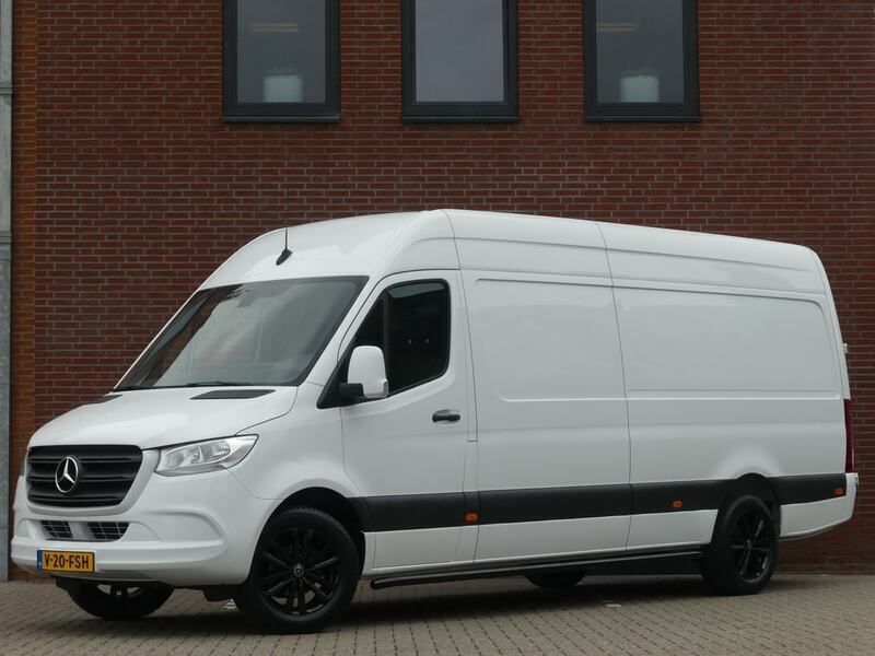 Wit Gebruikt 2021 Mercedes Sprinter Van | € 29.950 (Eerlijke prijs) - Afbeelding 1/4