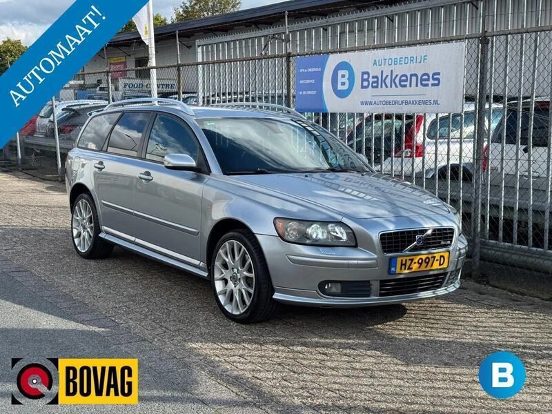 Grijs, metallic lak Gebruikt 2006 Volvo V50 Kinetic Stationwagen | € 6.495 (Iets duurder) - Afbeelding 1/4
