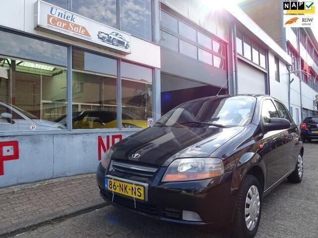 Zwart Gebruikt 2003 Chevrolet Kalos Hatchback | € 1.450 (Eerlijke prijs) - Afbeelding 1/4