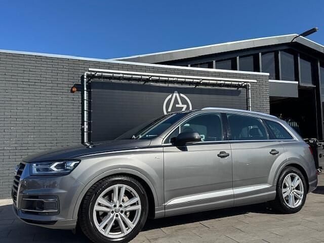 Grijs Gebruikt 2015 Audi Q7 Proline SUV | € 31.950 (Eerlijke prijs) - Afbeelding 1/4
