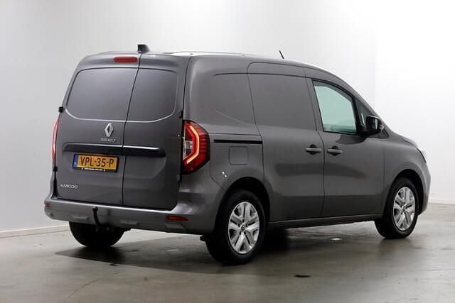 Grijs Gebruikt 2022 Renault Kangoo Luxe MPV | € 15.950 (Goede deal) - Afbeelding 1/2
