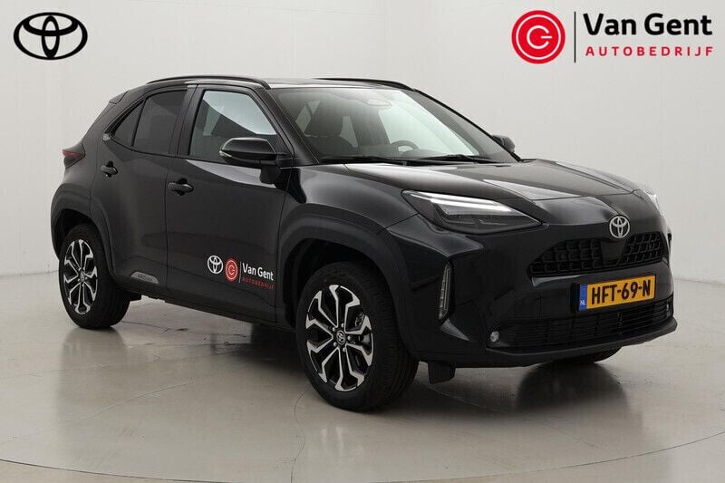 Zwart Gebruikt 2025 Toyota Yaris Cross Edition SUV | € 34.999 (Duur) - Afbeelding 1/4