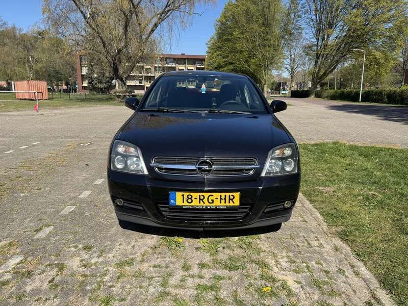Gebruikt 2005 Opel Vectra Sedan | € 2.300 (Goede deal) - Afbeelding 1/4