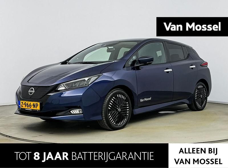 Blauw Gebruikt 2024 Nissan Leaf N-Connecta Hatchback | € 20.930 (Eerlijke prijs) - Afbeelding 1/4