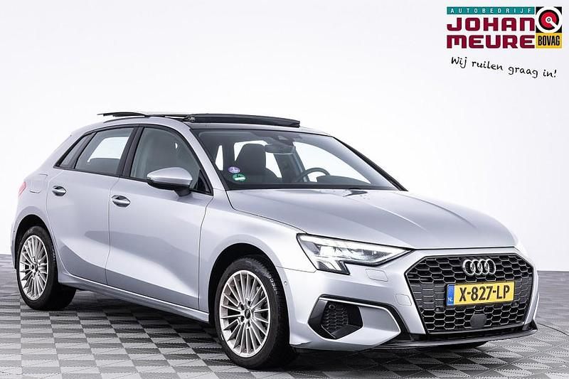Grijs Occasion 2024 Audi A3 Sportback Advanced Hatchback | € 28.900 (Goede deal) - Afbeelding 1/4