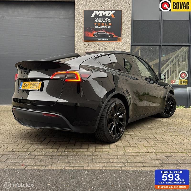 Zwart Gebruikt 2023 Tesla Model Y Long Range AWD SUV | € 36.999 (Eerlijke prijs) - Afbeelding 1/4