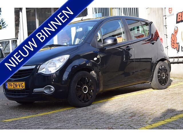 Zwart Gebruikt 2008 Opel Agila Enjoy Hatchback | € 2.995 (Iets duurder) - Afbeelding 1/4