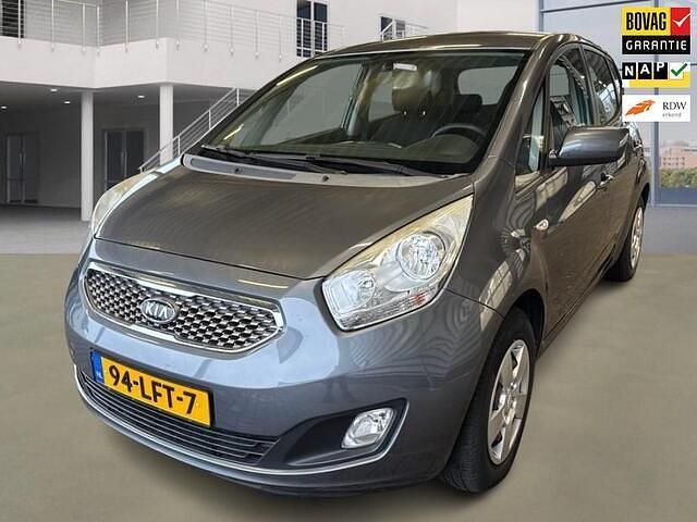 Grijs Occasion 2010 Kia Venga Hatchback | € 9.750 (Iets duurder) - Afbeelding 1/4