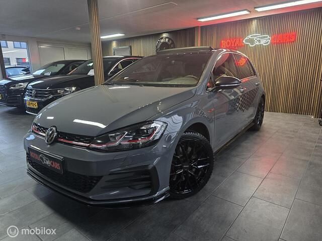 Grijs Gebruikt 2019 VW Golf VII GTI Hatchback | € 31.490 (Goede deal) - Afbeelding 1/4