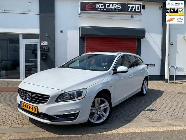 Wit Gebruikt 2014 Volvo V60 Summum Stationwagen | € 9.950 (Eerlijke prijs) - Afbeelding 1/4
