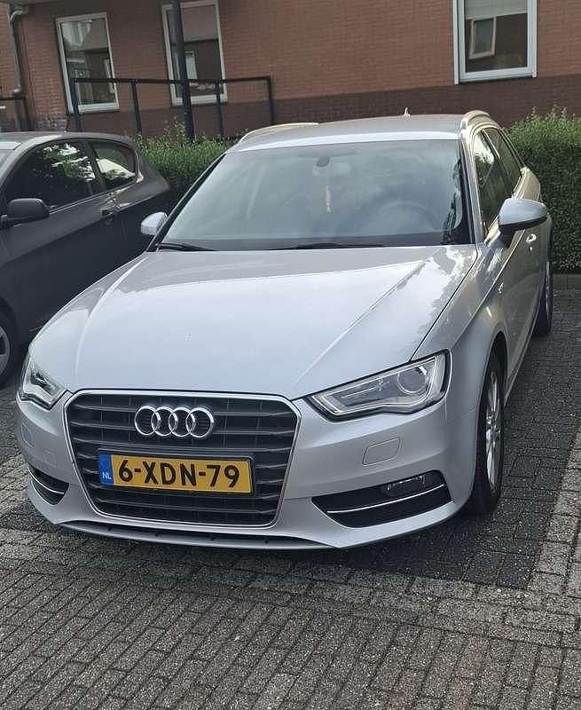 Occasion Audi A3 110 PK (80 kW) 2014 Zilver Hatchback