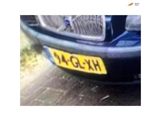 Blauw Gebruikt 2001 Volvo V70 Comfort Stationwagen | € 950 (Super prijs) - Afbeelding 1/2