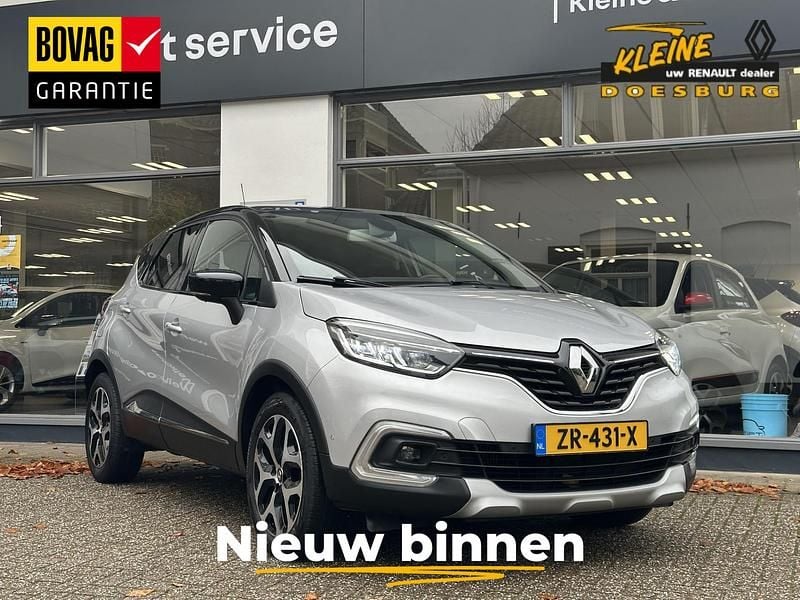 Grijs Gebruikt 2019 Renault Captur Intens SUV | € 18.645 (Eerlijke prijs) - Afbeelding 1/3
