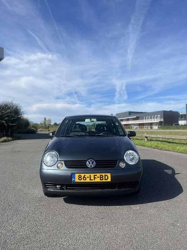 Blauw Gebruikt 2002 VW Lupo Trendline Hatchback | € 1.250 (Eerlijke prijs) - Afbeelding 1/4