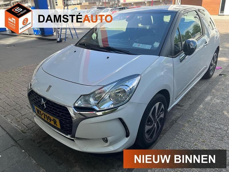 Wit Gebruikt 2017 DS Automobiles DS3 Chic Hatchback | € 8.950 (Iets duurder) - Afbeelding 1/4