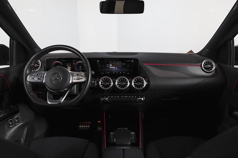 Occasion Mercedes B250e AMG line 218 PK (160 kW) 2023 Grijs MPV