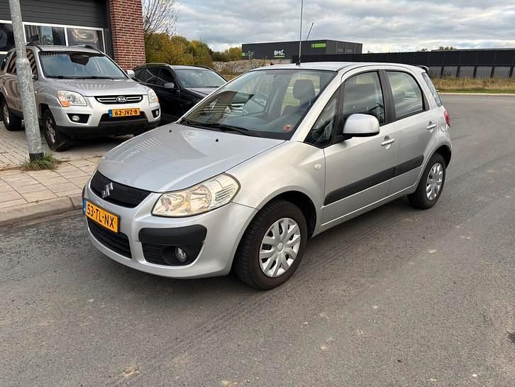 Occasion 2006 Suzuki SX4 | € 2.950 (Eerlijke prijs) - Afbeelding 1/4