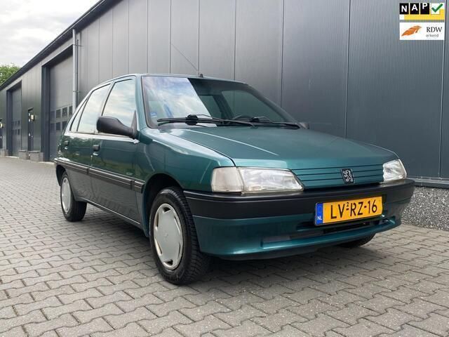 Groen Gebruikt 1995 Peugeot 106 Hatchback | € 1.799 - Afbeelding 1/4