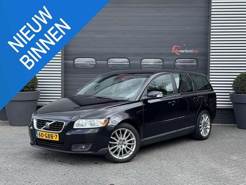 Zwart Gebruikt 2008 Volvo V50 Kinetic Stationwagen | € 2.490 (Super prijs) - Afbeelding 1/4