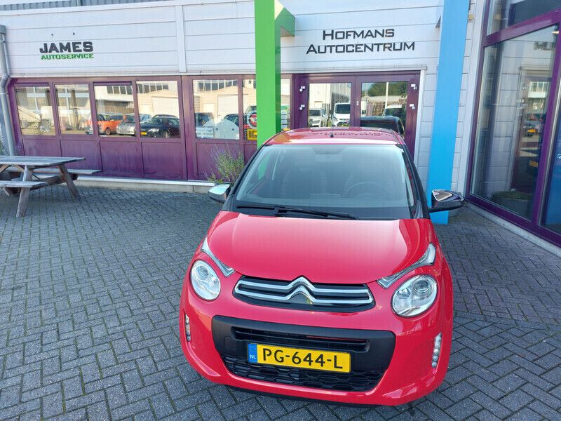 Rood Gebruikt 2017 Citroën C1 Feel Hatchback | € 7.499 (Eerlijke prijs) - Afbeelding 1/4