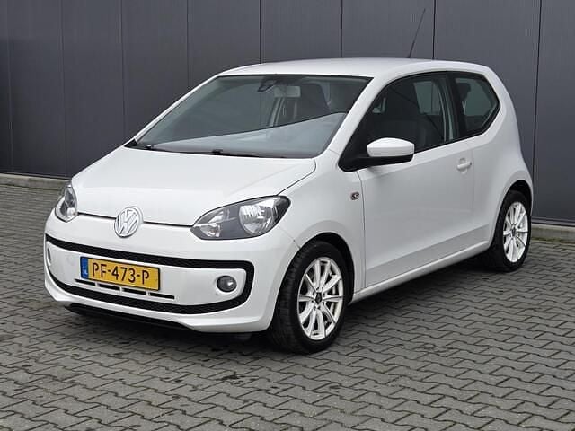 Wit Occasion 2012 VW up! move up! Hatchback | € 3.700 (Goede deal) - Afbeelding 1/3