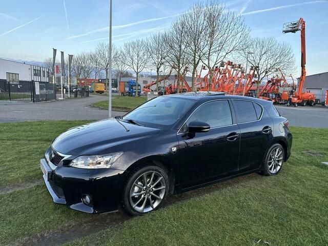 Occasion Lexus CT200h Sport Line 99 PK (72 kW) 2012 Zwart Hatchback