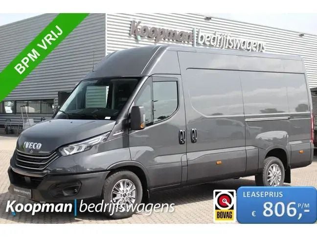 Zilver Gebruikt 2023 Iveco Daily Van | € 44.950 (Duur) - Afbeelding 1/4