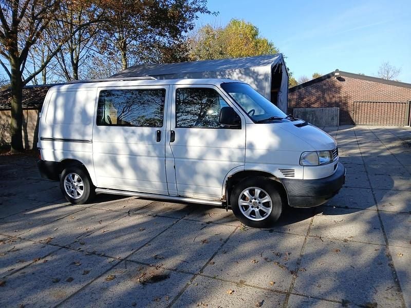 Wit Gebruikt 2001 VW T4 Van | € 1.100 - Afbeelding 1/4