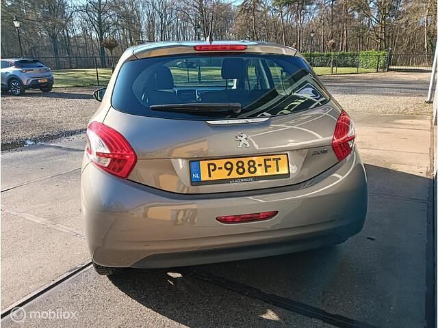 Occasion Peugeot 208 95 PK (69 kW) 2012 Beige Hatchback