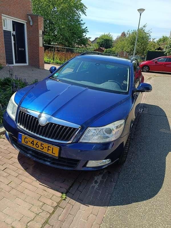 Gebruikt 2009 Skoda Octavia Elegance Stationwagen | € 3.700 (Goede deal) - Afbeelding 1/4
