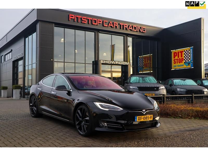 Zwart Gebruikt 2018 Tesla Model S Hatchback | € 27.750 (Eerlijke prijs) - Afbeelding 1/4